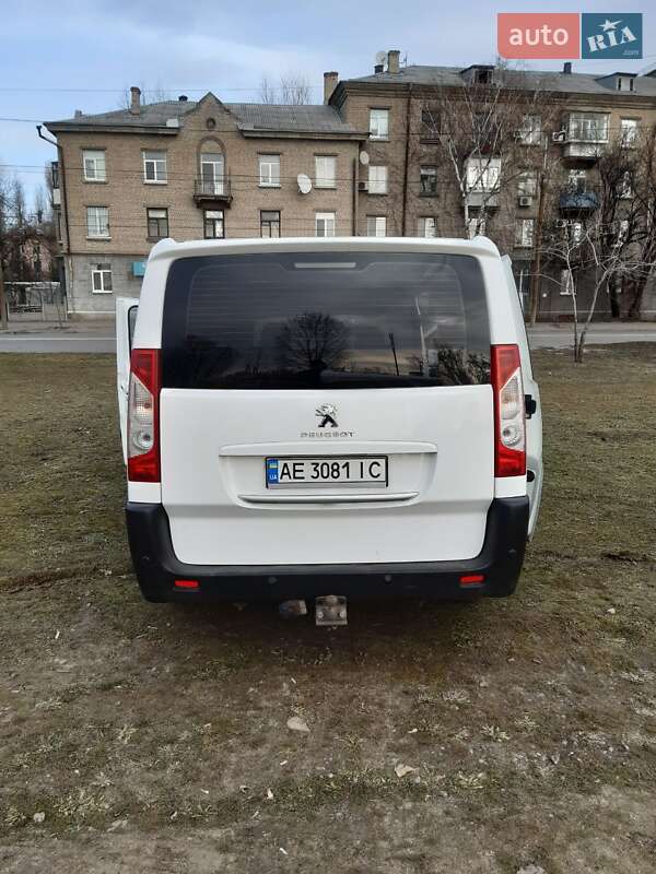 Мінівен Peugeot Expert 2012 в Дніпрі