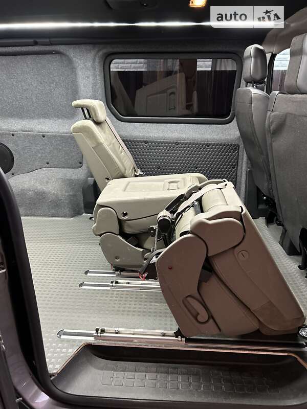 Грузовой фургон Peugeot Expert 2017 в Калуше