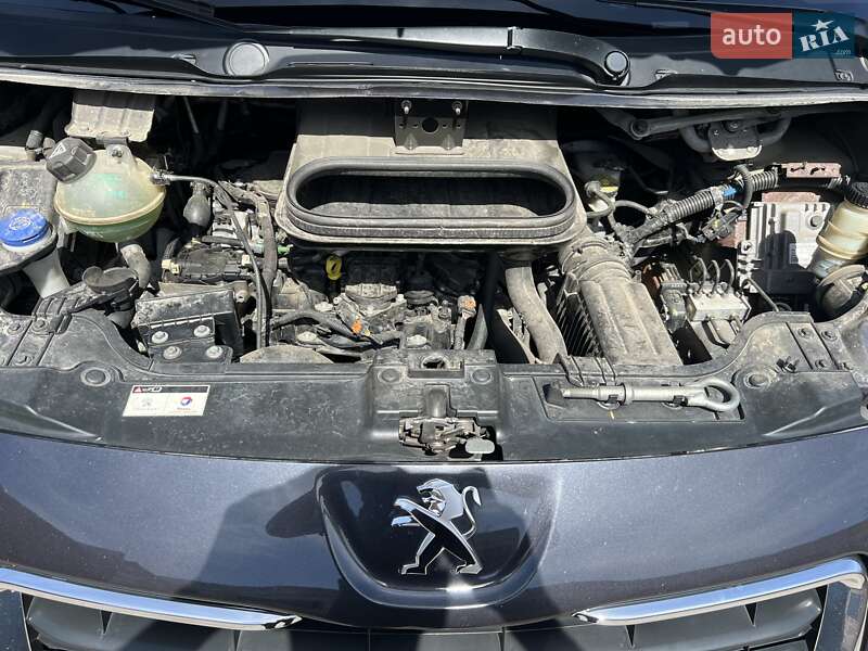 Мінівен Peugeot Expert 2015 в Луцьку фото 30 Мінівен Peugeot Expert 2015 в Луцьку