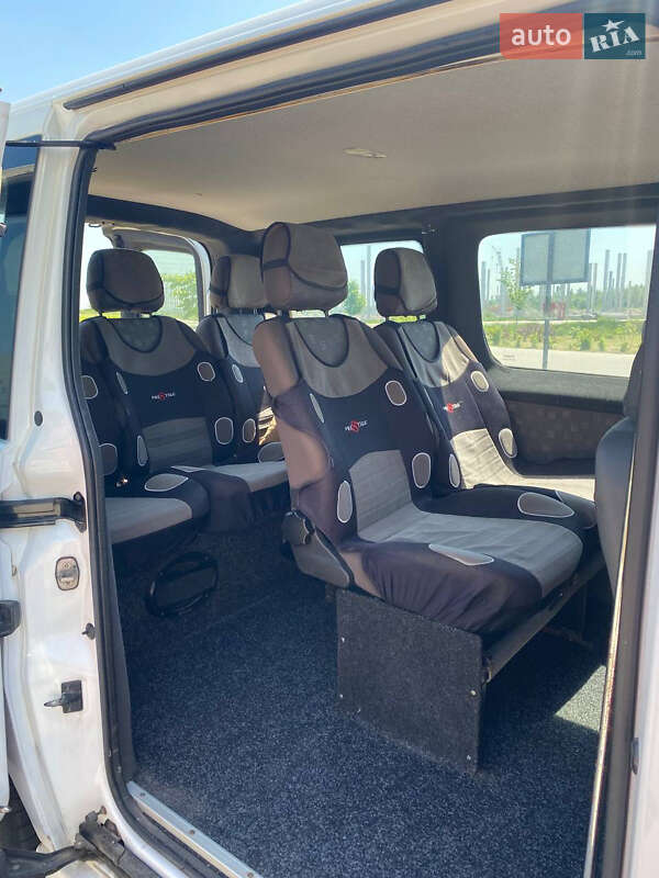 Минивэн Peugeot Expert 2007 в Коростене