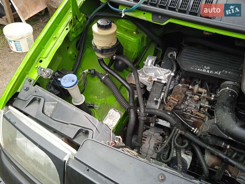 Мінівен Peugeot Expert 1998 в Бориславі