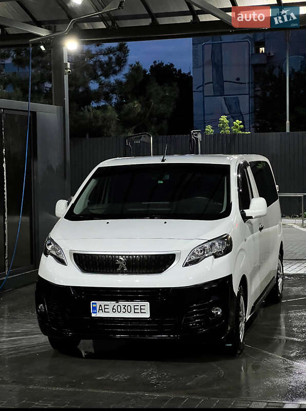 Мінівен Peugeot Expert 2017 в Дніпрі