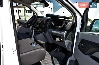 Минивэн Peugeot Expert 2017 в 