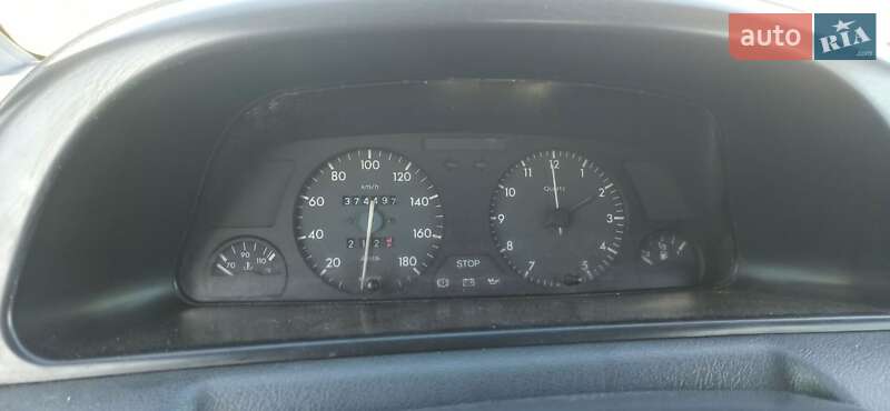 Минивэн Peugeot Expert 1996 в Млинове