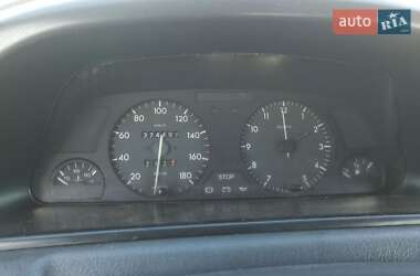 Минивэн Peugeot Expert 1996 в 