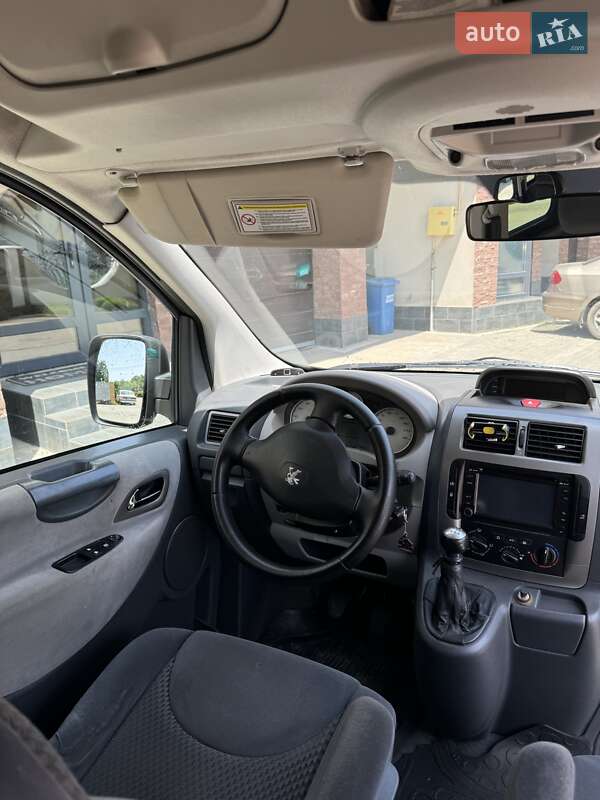 Мінівен Peugeot Expert 2012 в Ужгороді