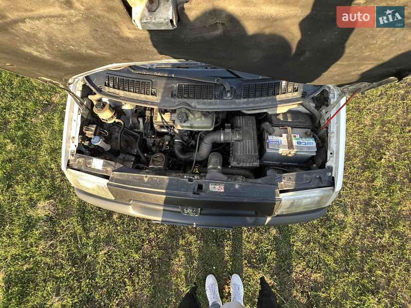 Минивэн Peugeot Expert 2002 в Жидачове