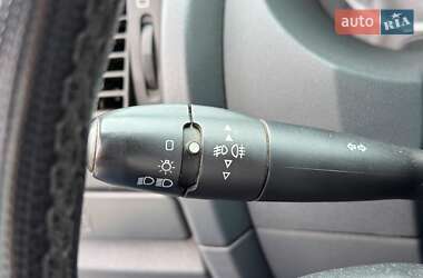 Минивэн Peugeot Expert 2015 в 