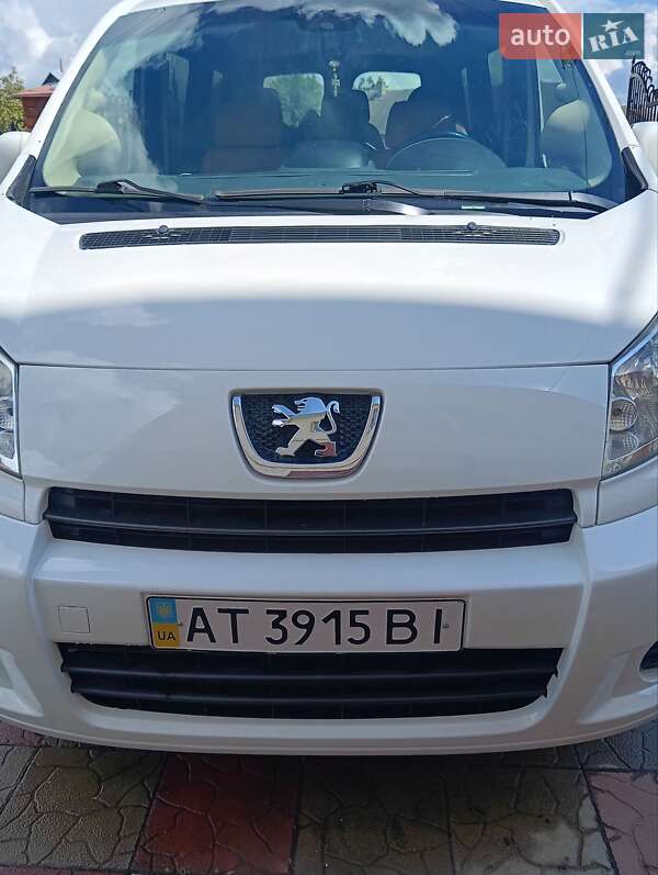 Минивэн Peugeot Expert 2009 в Ивано-Франковске фото 3 Минивэн Peugeot Expert 2009 в Ивано-Франковске