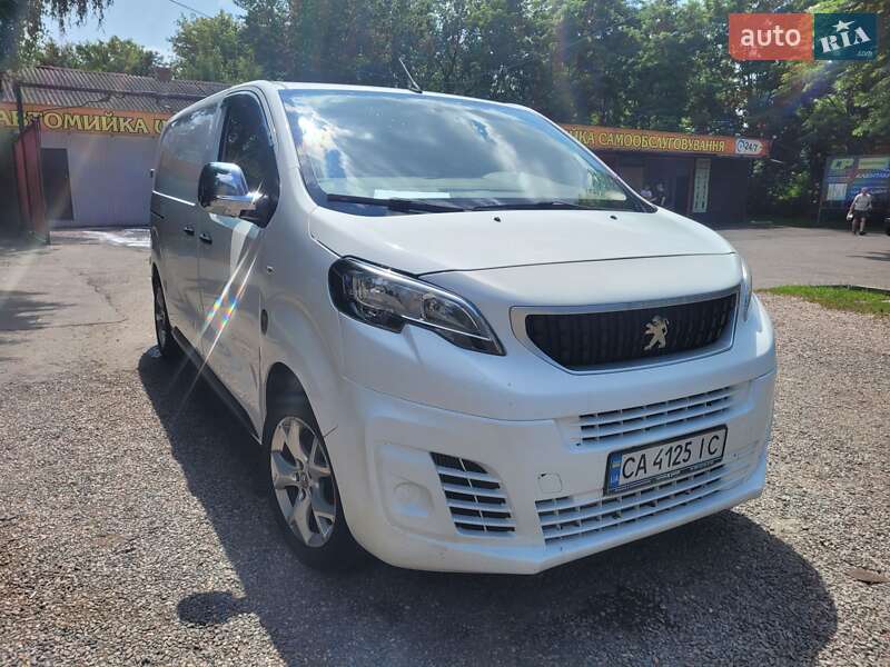 Грузовой фургон Peugeot Expert 2017 в 