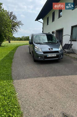 Мінівен Peugeot Expert 2008 в Ірпені