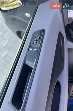 Грузовой фургон Peugeot Expert 2018 в 