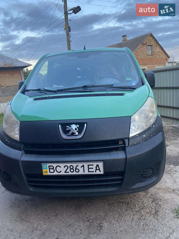 Peugeot Expert 2008