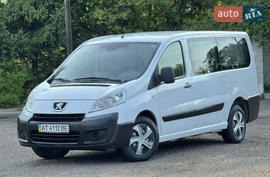 Минивэн Peugeot Expert 2008 в 