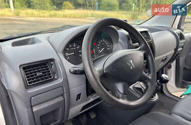 Минивэн Peugeot Expert 2008 в 