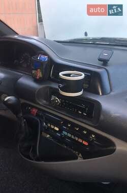 Минивэн Peugeot Expert 2001 в 