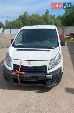Грузовой фургон Peugeot Expert 2015 в 