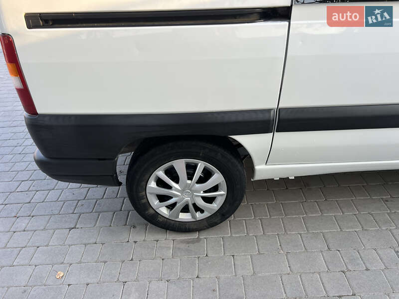 Вантажний фургон Peugeot Expert 2005 в Рогатині фото 11 Вантажний фургон Peugeot Expert 2005 в Рогатині