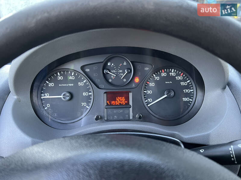 Минивэн Peugeot Expert 2009 в Сарнах фото 8 Минивэн Peugeot Expert 2009 в Сарнах