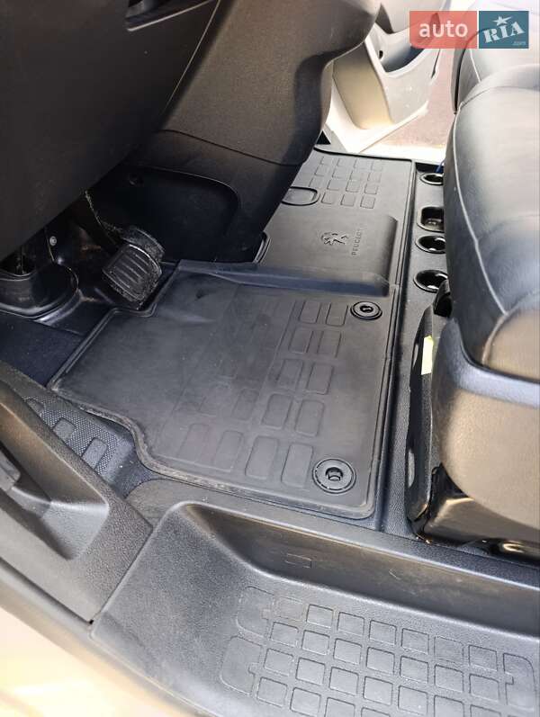 Грузовой фургон Peugeot Expert 2021 в Фастове