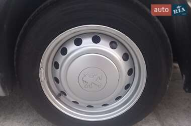 Минивэн Peugeot Expert 2007 в 