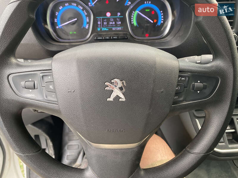 Грузовой фургон Peugeot Expert 2022 в Ивано-Франковске фото 11 Грузовой фургон Peugeot Expert 2022 в Ивано-Франковске