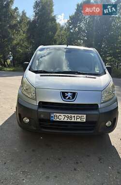 Минивэн Peugeot Expert 2008 в Трускавце