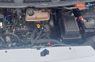 Минивэн Peugeot Expert 2005 в 