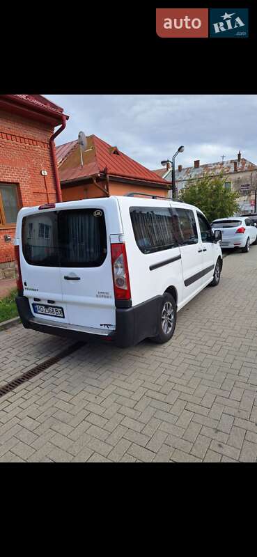 Минивэн Peugeot Expert 2007 в Виноградове