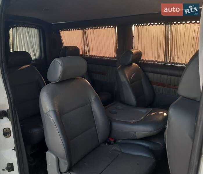 Минивэн Peugeot Expert 2009 в Трускавце