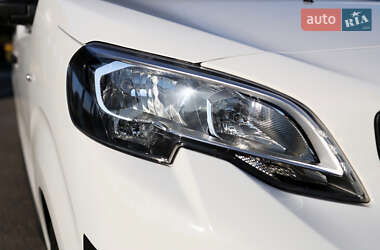 Минивэн Peugeot Expert 2023 в 