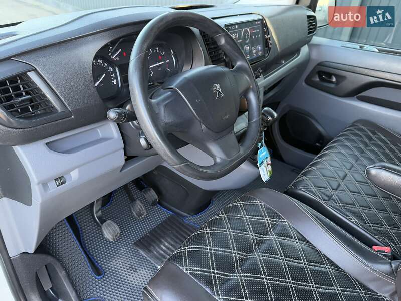 Мінівен Peugeot Expert 2017 в Києві фото 60 Мінівен Peugeot Expert 2017 в Києві
