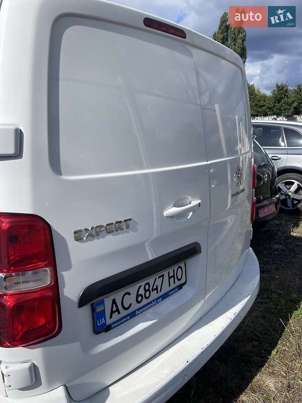 Вантажний фургон Peugeot Expert 2018 в Луцьку