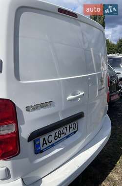 Грузовой фургон Peugeot Expert 2018 в 