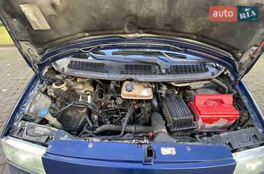 Минивэн Peugeot Expert 2002 в 