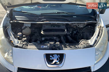 Минивэн Peugeot Expert 2007 в 