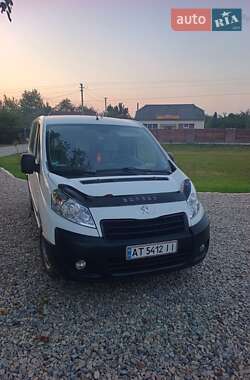 Минивэн Peugeot Expert 2015 в 