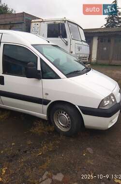 Минивэн Peugeot Expert 2005 в 