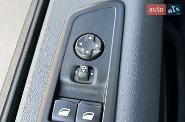 Грузовой фургон Peugeot Expert 2019 в 