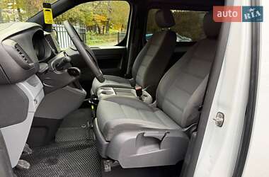 Минивэн Peugeot Expert 2023 в 