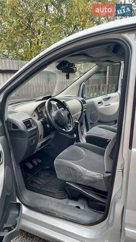 Мінівен Peugeot Expert 2010 в Охтирці фото 8 Мінівен Peugeot Expert 2010 в Охтирці