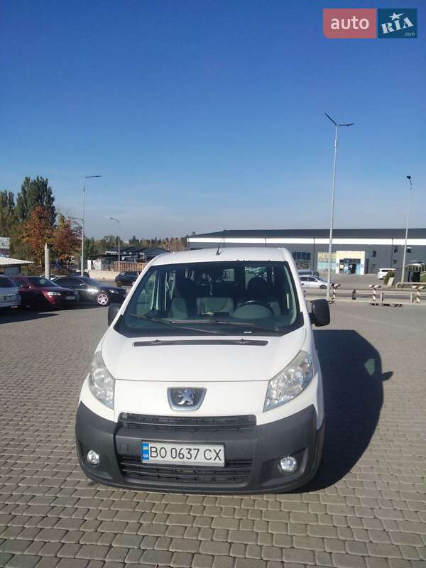 Мінівен Peugeot Expert 2008 в Тернополі фото 11 Мінівен Peugeot Expert 2008 в Тернополі