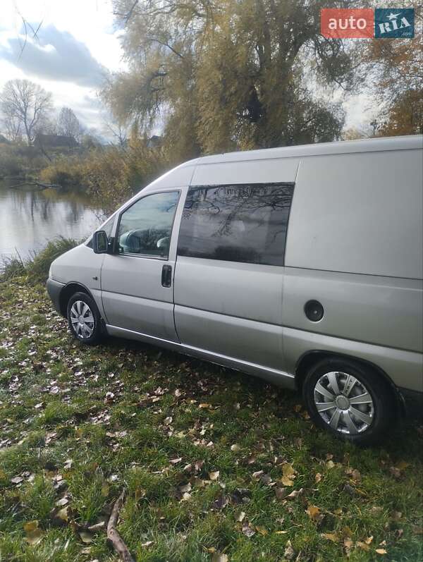 Минивэн Peugeot Expert 1999 в Корце