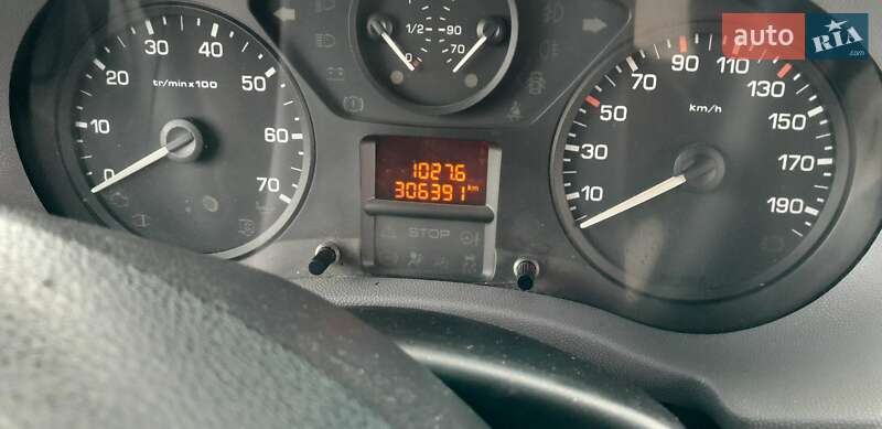 Минивэн Peugeot Expert 2009 в Кицмани фото 10 Минивэн Peugeot Expert 2009 в Кицмани