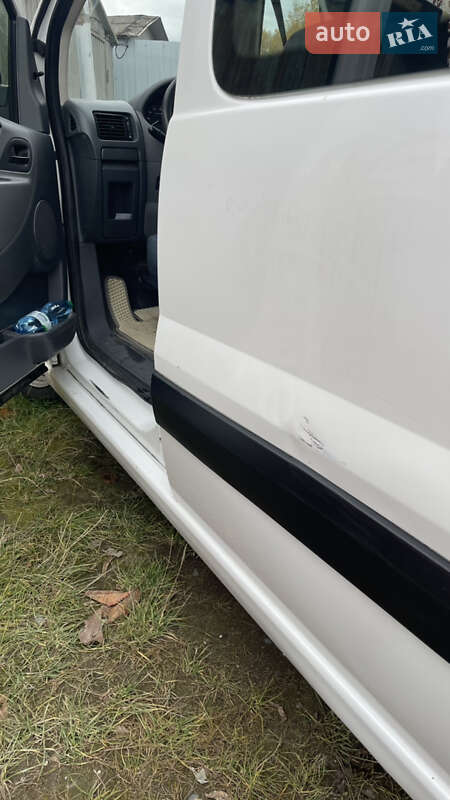 Минивэн Peugeot Expert 2008 в Львове фото 12 Минивэн Peugeot Expert 2008 в Львове