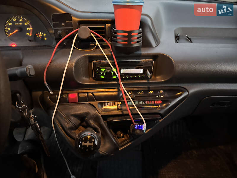 Грузовой фургон Peugeot Expert 1999 в Глыбокой