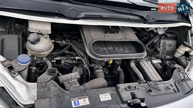 Мінівен Peugeot Expert 2011 в Дніпрі фото 16 Мінівен Peugeot Expert 2011 в Дніпрі