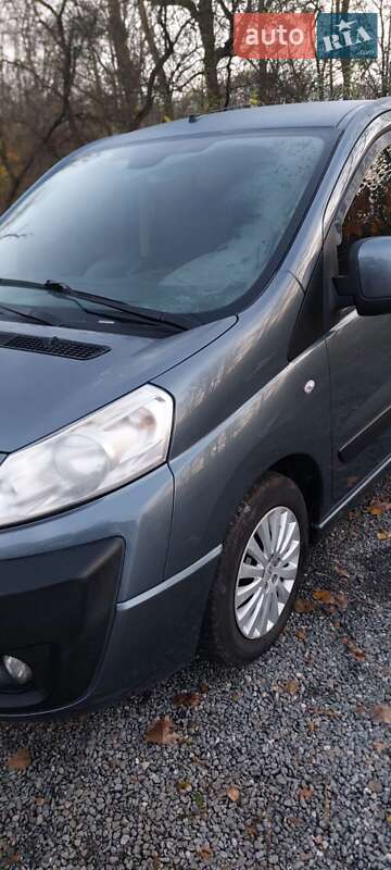 Минивэн Peugeot Expert 2013 в Львове