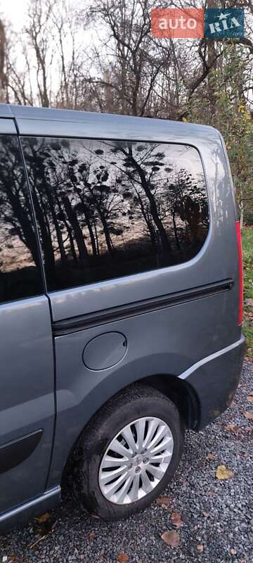 Минивэн Peugeot Expert 2013 в Львове