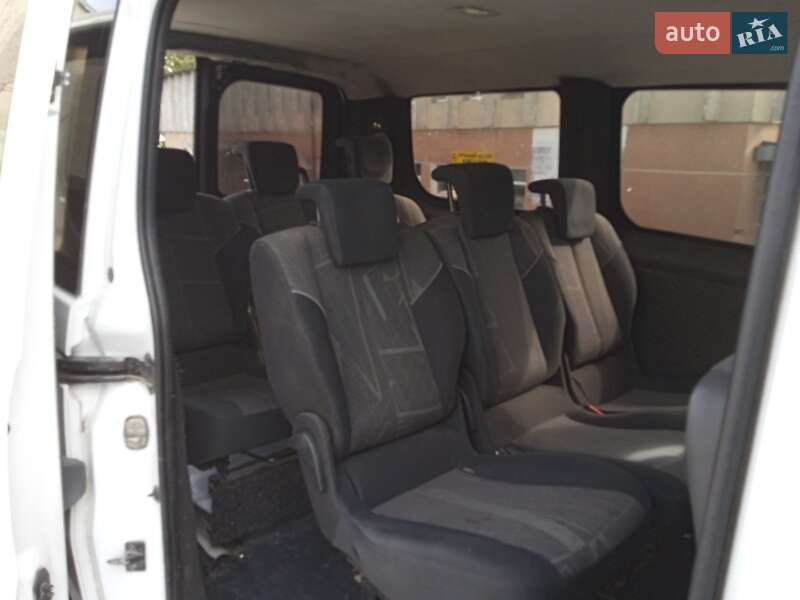 Минивэн Peugeot Expert 2009 в Гусятине